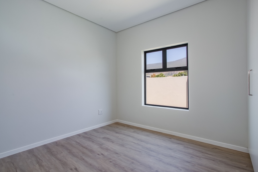 3 Bedroom Property for Sale in Honeydew Country Estate Western Cape